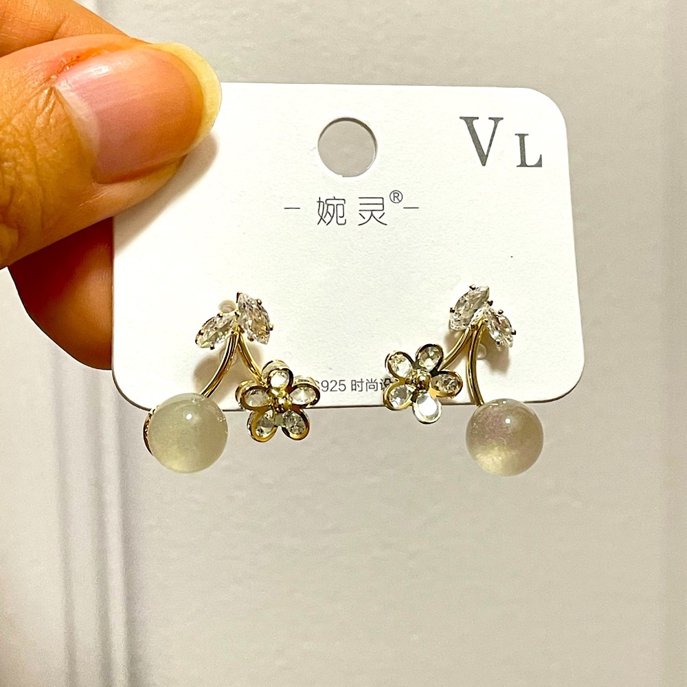 New White Cherry Opal Stud Earrings